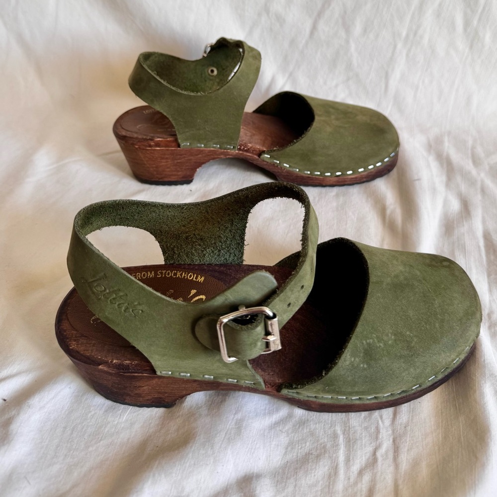 Lotta from Stockholm Low Wood Green Oiled Nubuck on Brown Base Seconds suze 5
